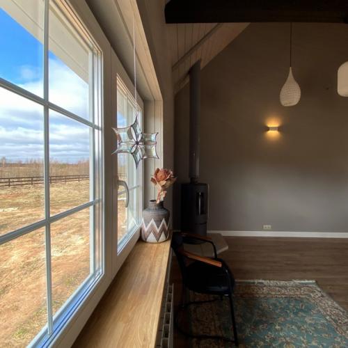 Еще немного и наш новый домик будет полностью готов и оборудован для прекрасного времяпровождения. 04