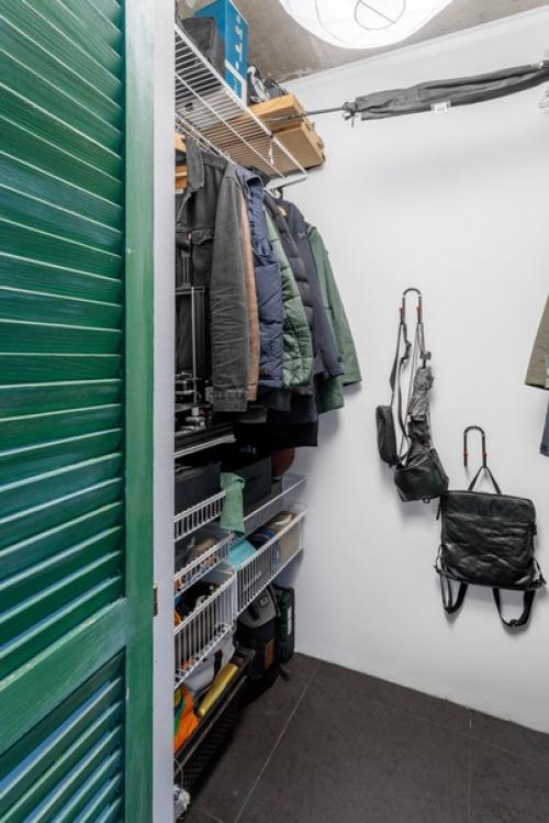 Однушка в стиле лофт: на чем сэкономила дизайнер, создавая интерьер для себя. 07