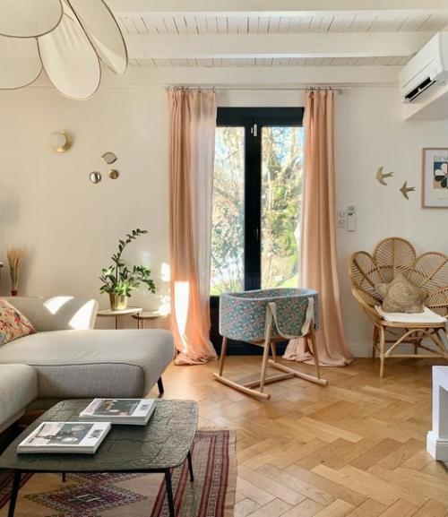 Эмили в Париже: превосходный французский дизайн дома, который воплощает в себе современную вариацию французской классики. 03