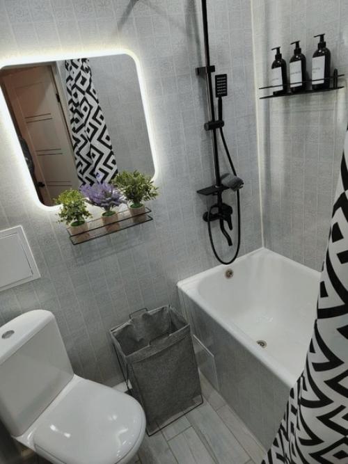 Продам 1 комнатную квартиру с современным новым ремонтом район поворот. 07