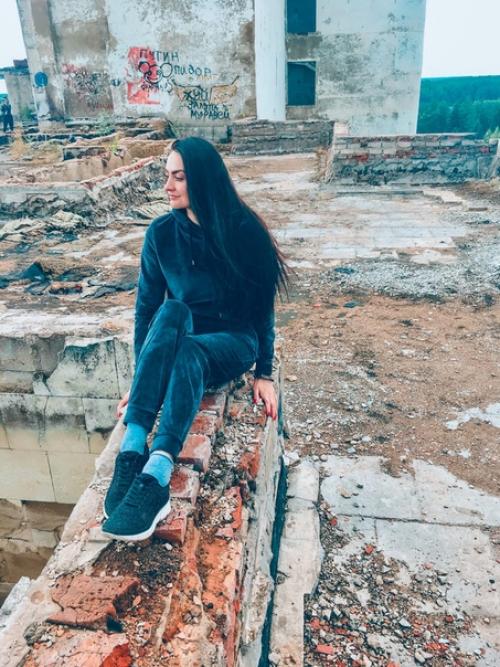 Это удивительное сооружение находится в лесу в тверской области недалеко от Калязина. 08