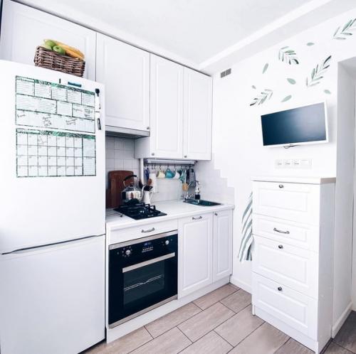 Грамотно используя скандинавский стиль в интерьере можно превратить любую советскую хрущевку в целостное, практичное и максимально уютное жилье. 01