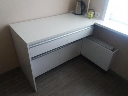 Удобное решение. Для маленькой кухни. 02