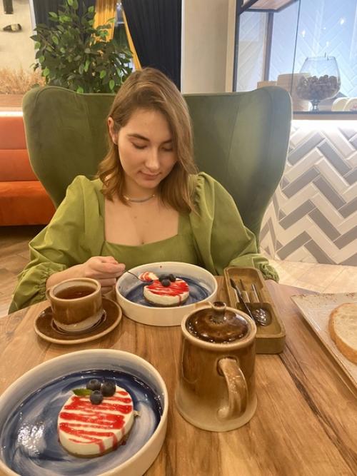 Наш с дочкой вчерашний приятный вечер пусть теперь останется здесь, как тёплое воспоминание. 05