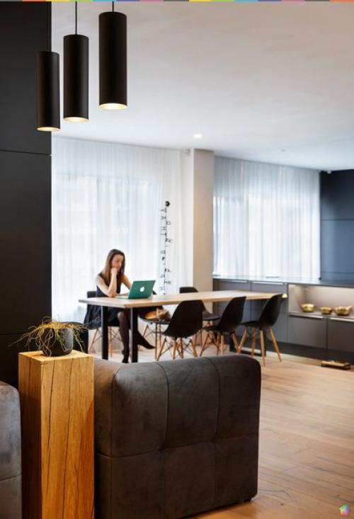 Чёрный цвет и дерево в интерьере киевской квартиры ч. 1. 03