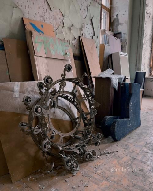 Роскошь и упадок усадьбы петрово - дальнее. 09