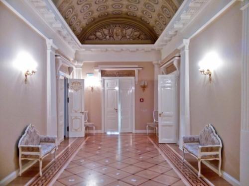 История дворцов Петербурга. 03