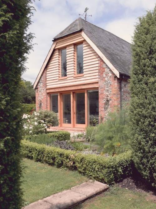 Дом в сельской местности вместо старого сарая. 08