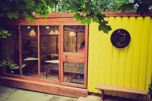 Симпатичные кафе во дворах и парках Петербурга. 03