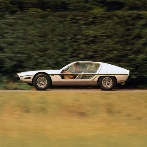 Lamborghini Marzal Concept by Bertone (1967). 01