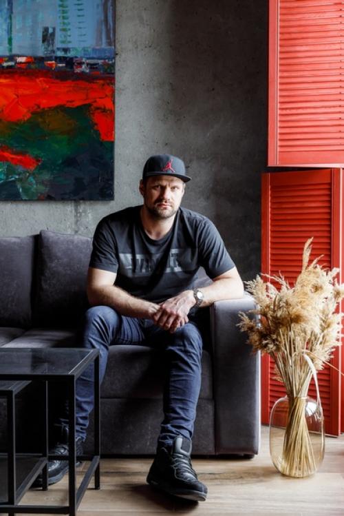 Яркая студия 43 м в Краснодаре ч. 1. 01