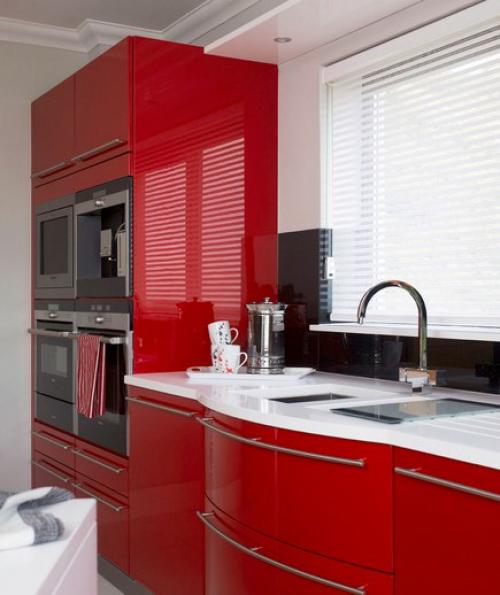 Кухни красного цвета - способ сделать интерьер квартиры или дома ярким и запоминающимся! 06