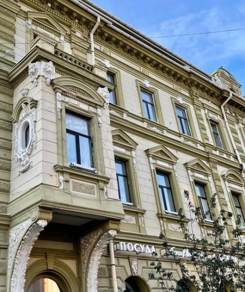 Недавно я заметила, что в кругу моих творческих коллег возрос интерес к ретро эстетике, в частности к советской. 06