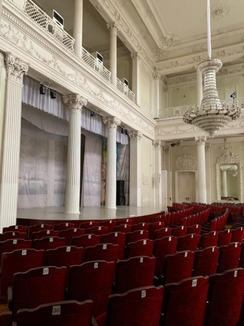 Приходилось ли вам когда - либо обедать во дворце! 05 Приходилось ли вам когда - либо обедать во дворце! 05