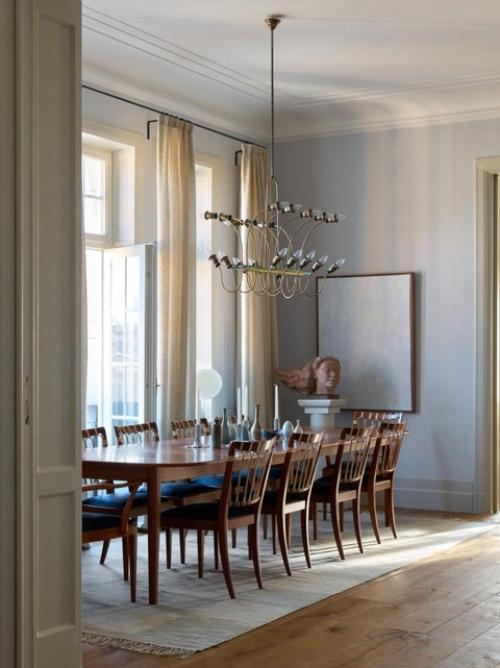 Эта квартира в старинном доме в Стокгольме объединяет элементы северного ар - нуво и скандинавского минимализма. 03