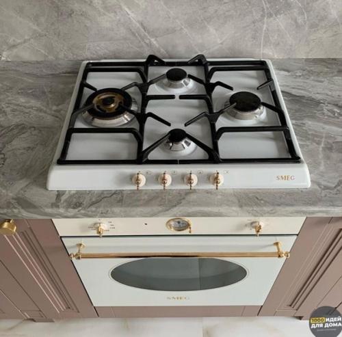 Практичная кухня. В приятной цветовой гамме. 06