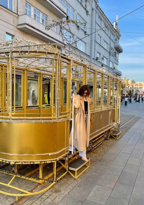 Недавно я заметила, что в кругу моих творческих коллег возрос интерес к ретро эстетике, в частности к советской. 03