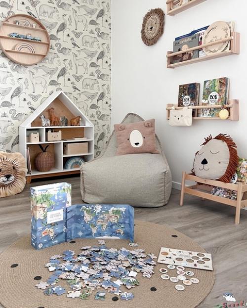 Бело - серый интерьер скандинавского дома со стильными деталями и уютной террасой. 04