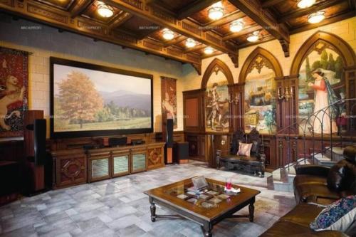 Романский стиль интерьера возник в католической Европе XI - Xiii веков. 02 Романский стиль интерьера возник в католической Европе XI - Xiii веков. 02