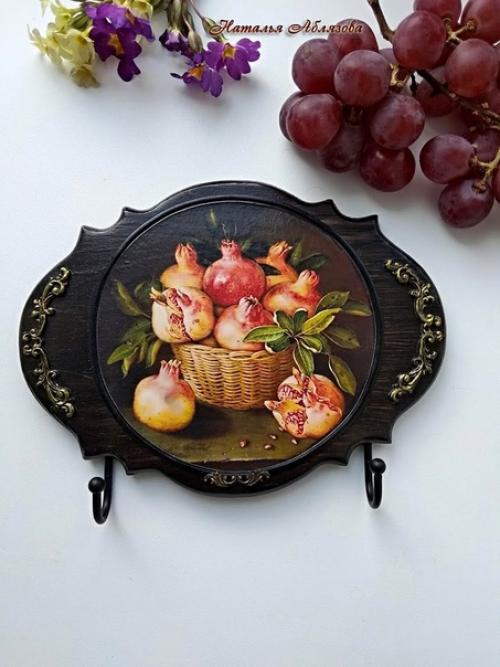 Кухня - это то место, где мы проводим очень много времени за приготовлением и приемом пищи, поэтому хочется, чтобы она была уютнои и удобнои. 02