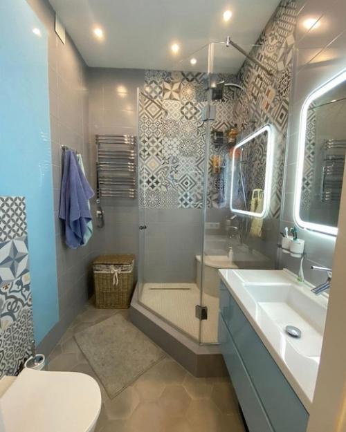 Очень классная однокомнатная квартира со стеллажом в виде зонирования пространства спальни и гостиной. 01