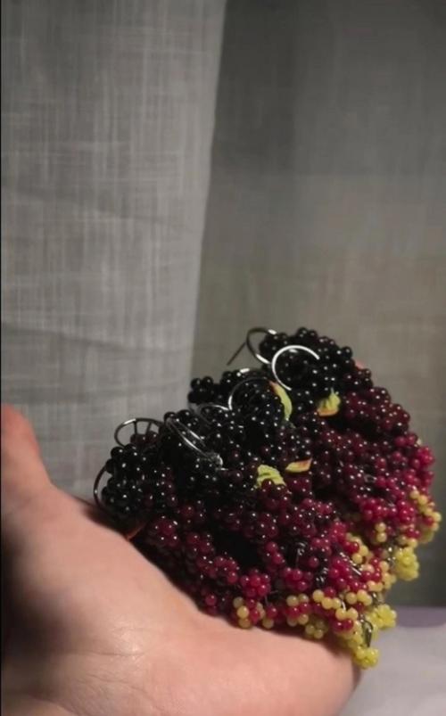 Красивые вещи из глины - это не просто предметы, а настоящие произведения искусства, созданные с любовью и вниманием к деталям. 01