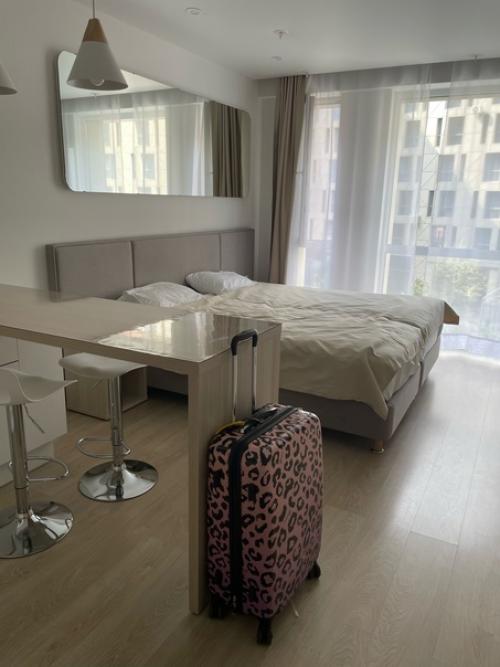 Пока в моей квартире идет ремонт, я живу в апартаментах. 01