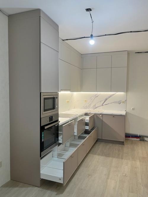 Когда вот-вот получишь ключ от квартиры, о чем подумать в первую очередь? 01