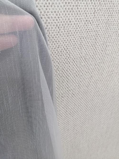 Дом находится в стадии заполнения мебелью для проживания семьи с двумя детьми. 07