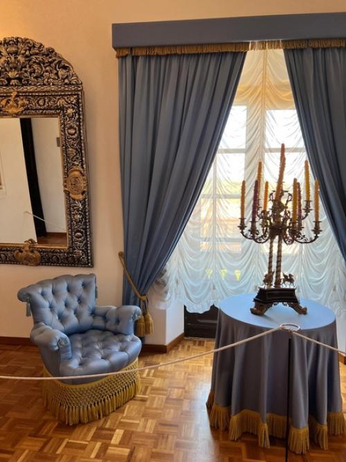 Замок Сальвадора дали и галы. 05