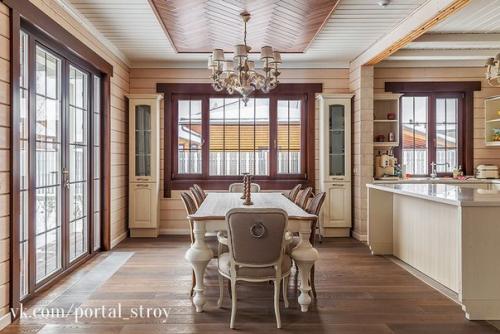 Загородный комфорт. Функциональный двухэтажный дом с гаражом и патио. 03