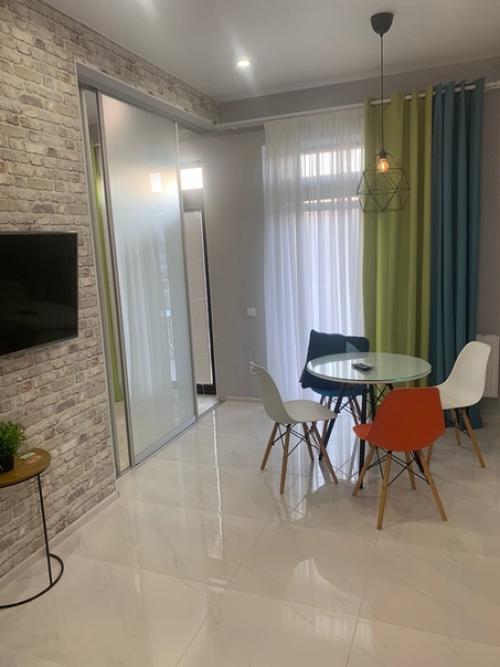 Оцените интерьеры апартаментов.  