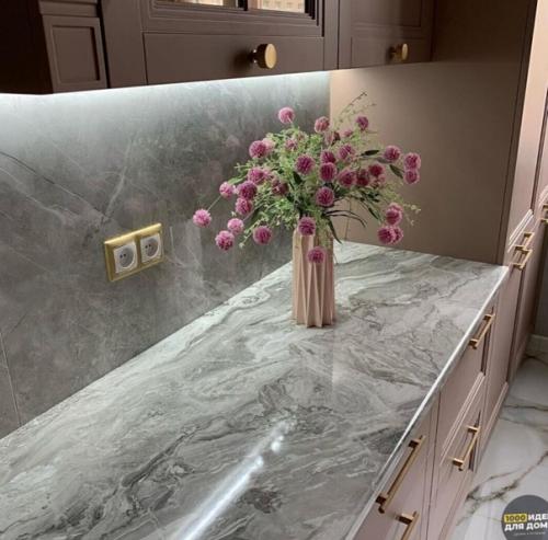 Практичная кухня. В приятной цветовой гамме. 01