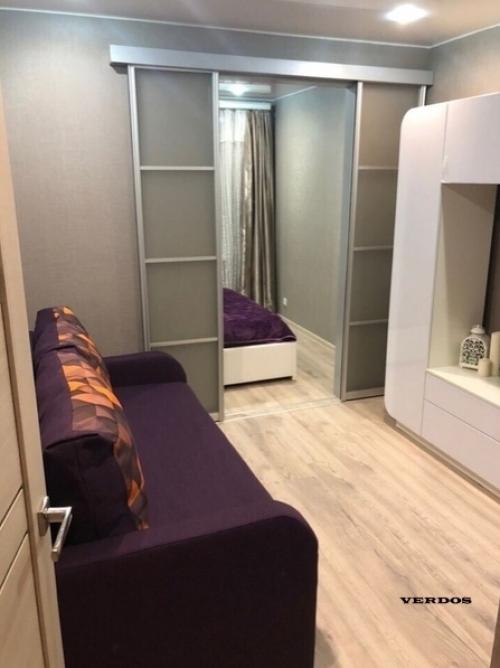 Зонирование в однушке.  Хорошо, когда удается выделить спальную зону в однушке. 05