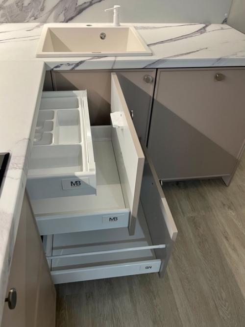 Когда вот-вот получишь ключ от квартиры, о чем подумать в первую очередь? 05