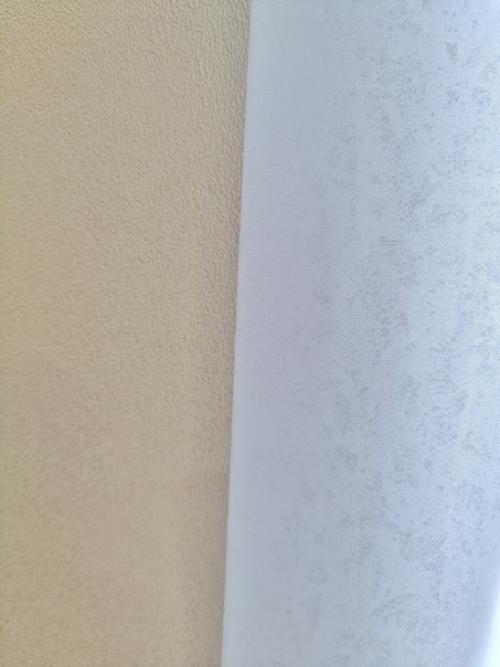 Дом находится в стадии заполнения мебелью для проживания семьи с двумя детьми. 04