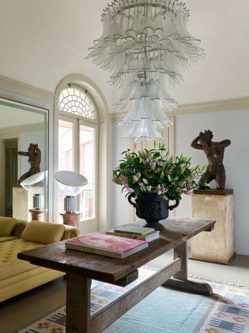 Эта квартира в старинном доме в Стокгольме объединяет элементы северного ар - нуво и скандинавского минимализма. 07