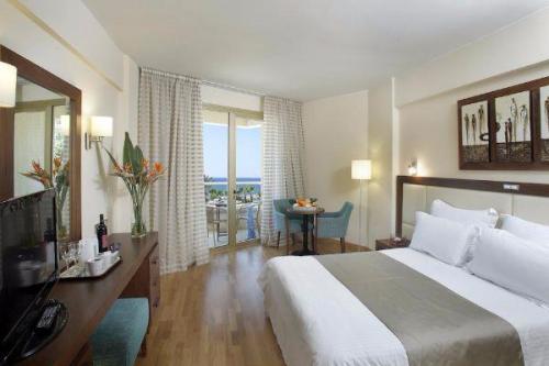 Самые доступные отели Кипра 5*? 07