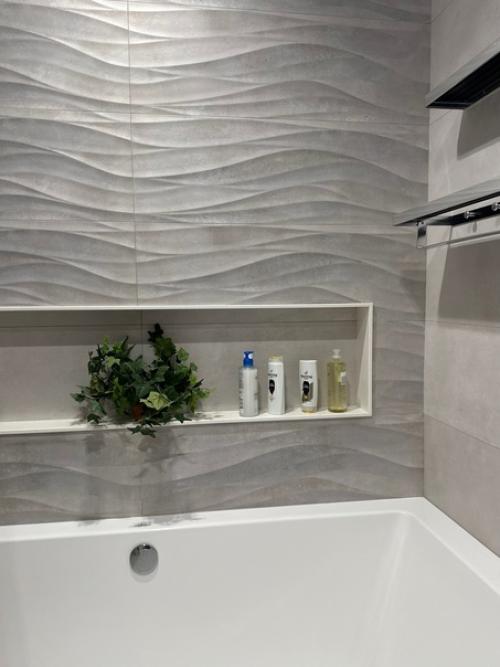 Недавно мы делились с вами завершенным проектом по созданию мебели для ванной комнаты в частном доме. 04