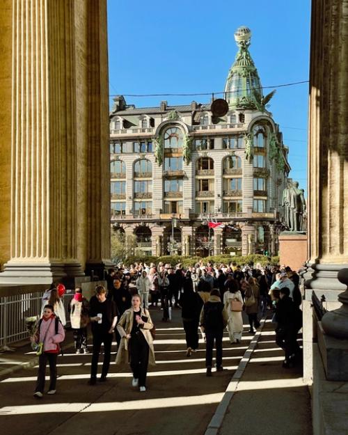 Обновленный интерьер дома книги на невском. 09