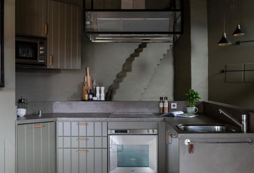 Шведский чердак с интерьером в индустриальном стиле (66 кв. 03