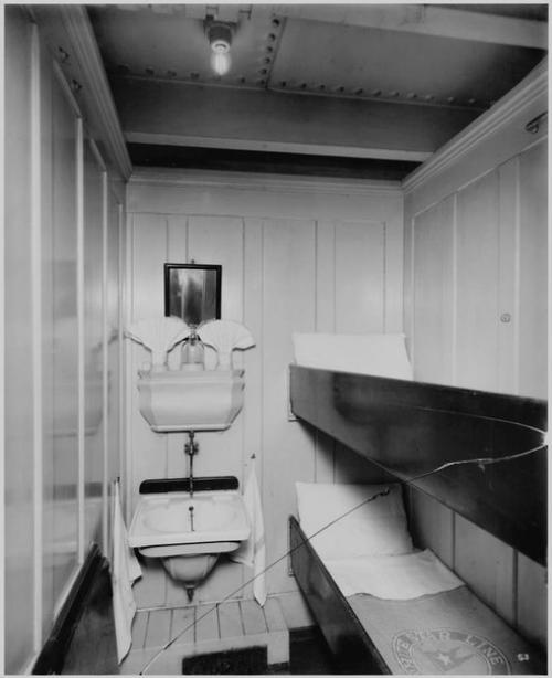 Каюты третьего класса. 02