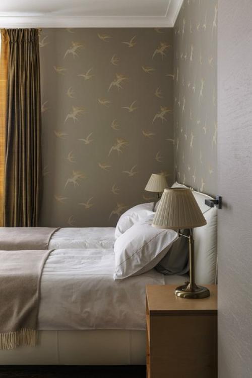 Сдержанный, лаконичный и в тоже время очень функциональный интерьер представлен на этих 115 кв. 05