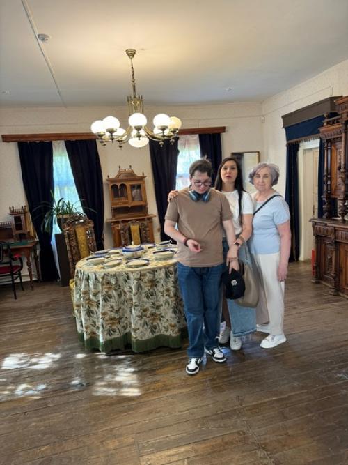 Наш небольшой отпуск к концу подошел. 04