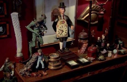В одном доме с монстрами: коллекция режиссера Гильермо дель торо. 06