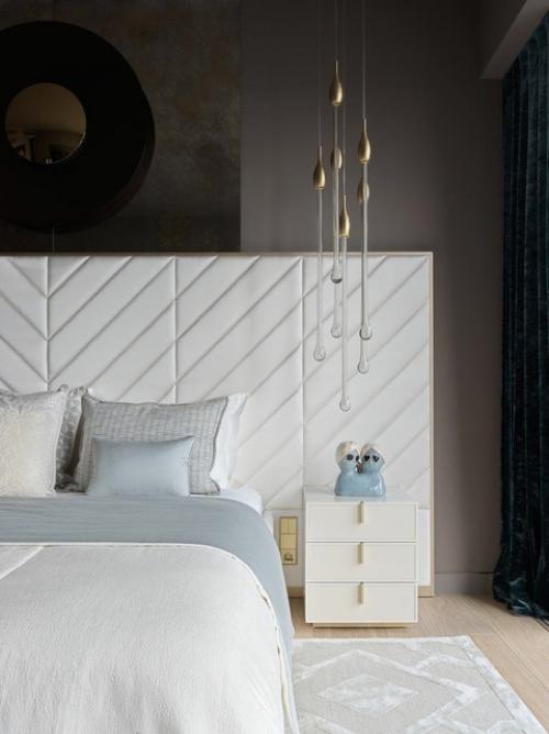 Из панорамных окон квартиры открывается красивый вид на Москву. 01