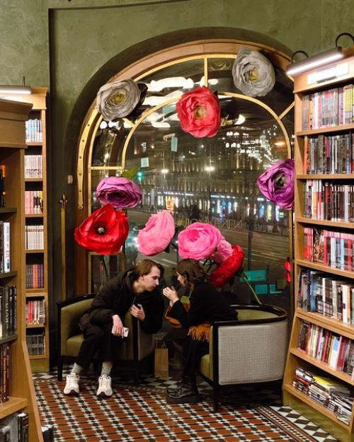 Обновленный интерьер дома книги на невском. 08