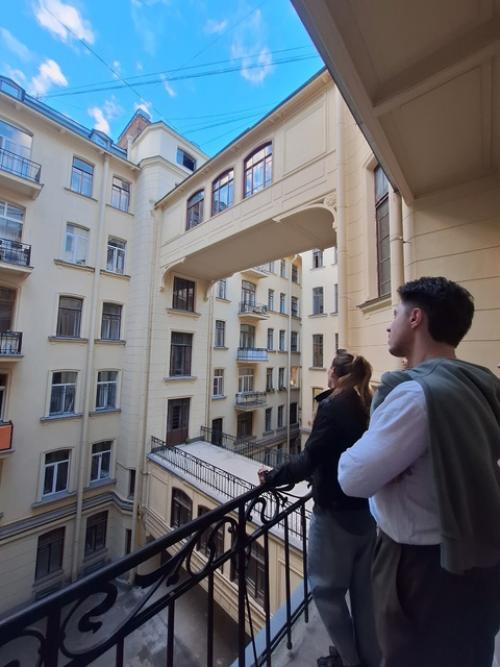 Необычайно интересная экскурсия в жилую квартиру дома бака, начала 20 века. 07