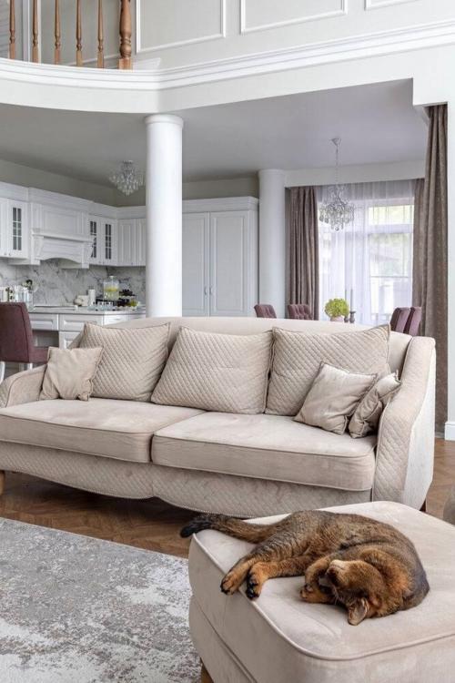 Этот загородный дом - идеальное воплощение классического стиля с современным размахом. 08