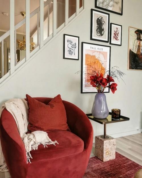 Всплеск цвета в интерьере скандинавсого дома. 07